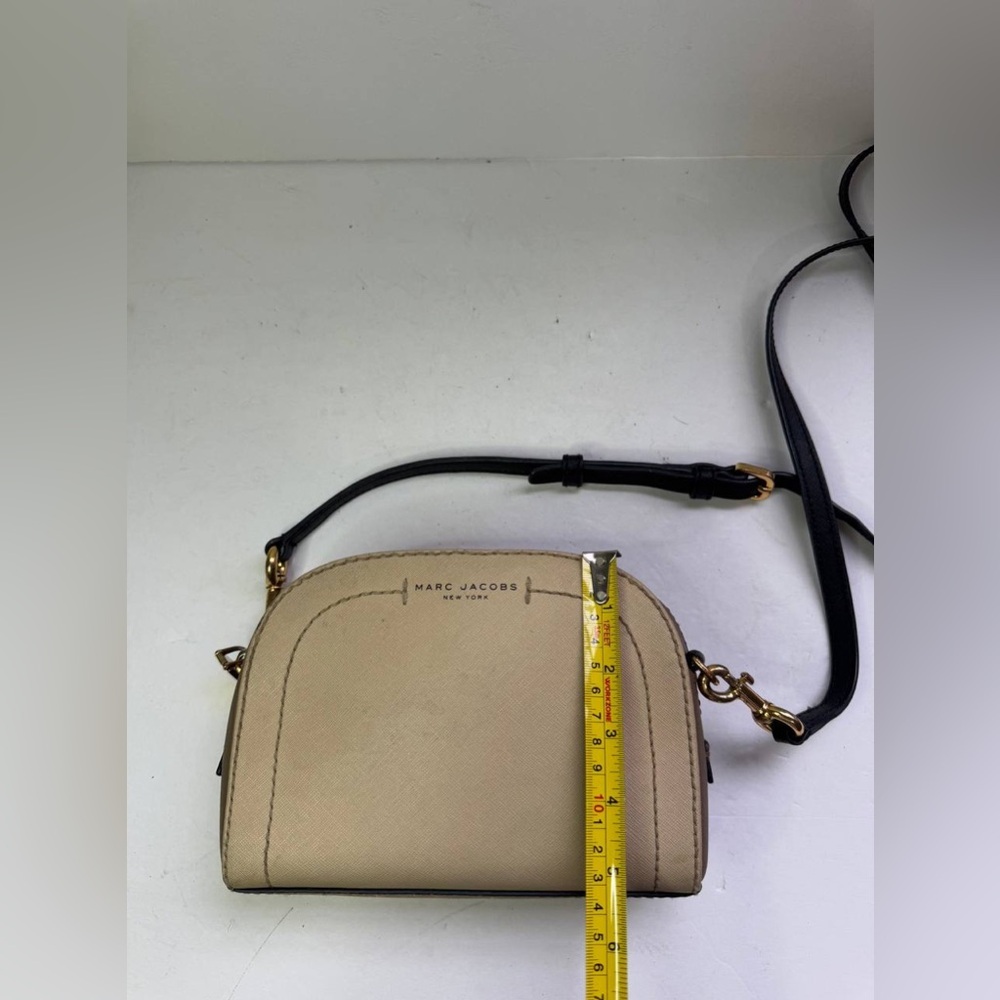 Marc Jacobs Beige Leather Playback Crossbody Bag - Picture 9 of 14